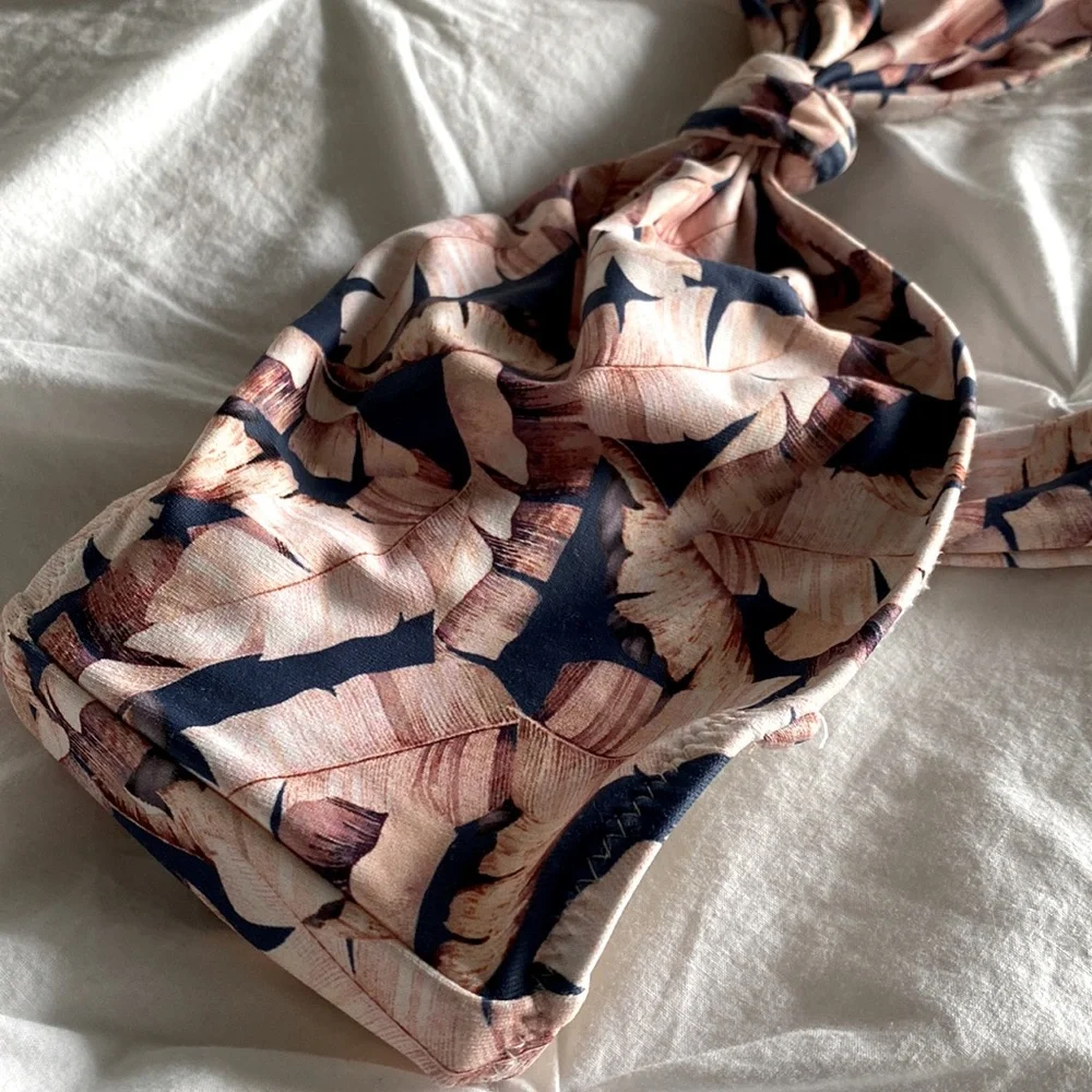 Eberjey bandeau swimming bikini top - pink & navy florals - large - Picture 2 of 3